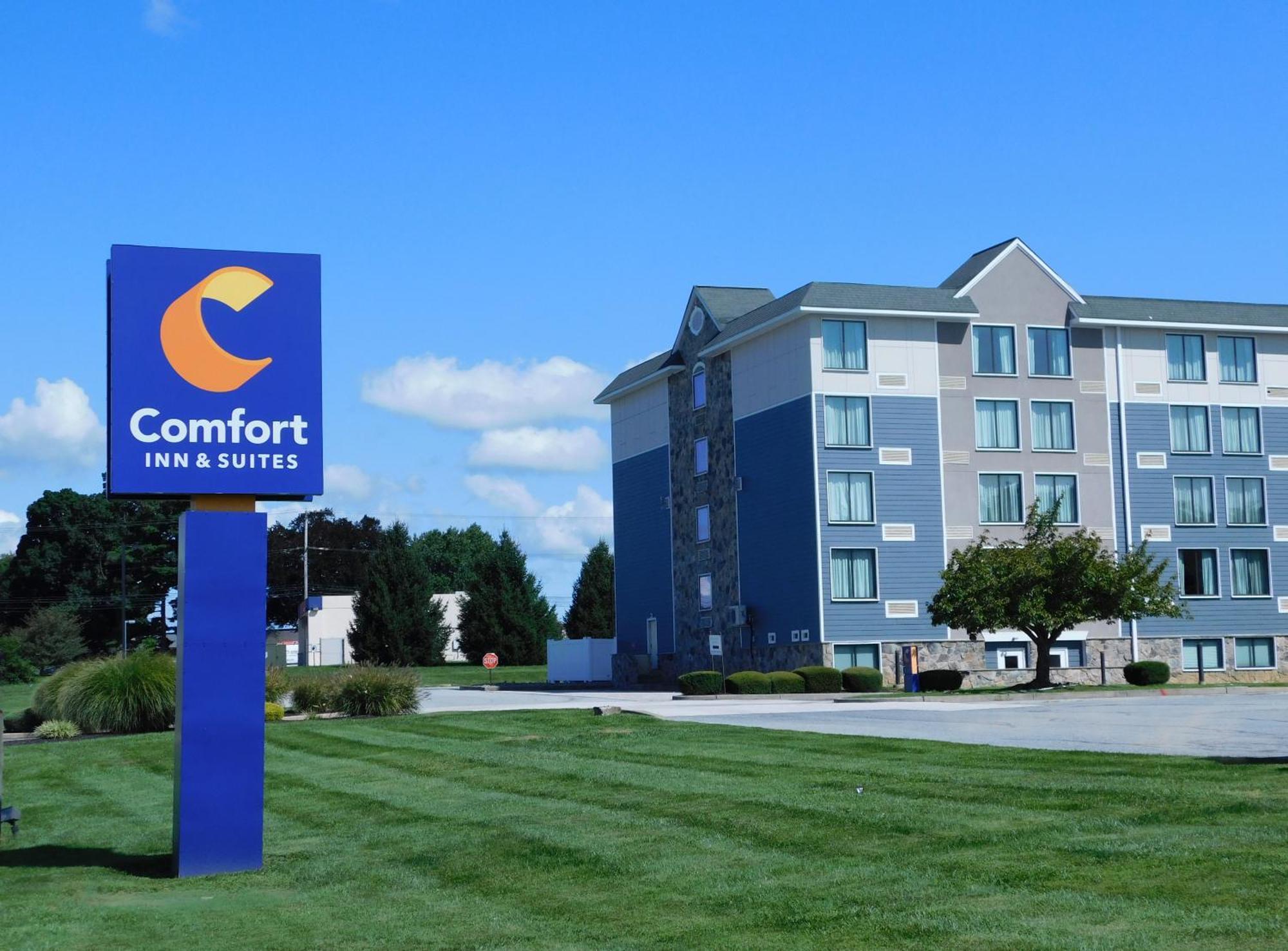 Comfort Inn & Suites Glen Mills - West Chester Exterior foto