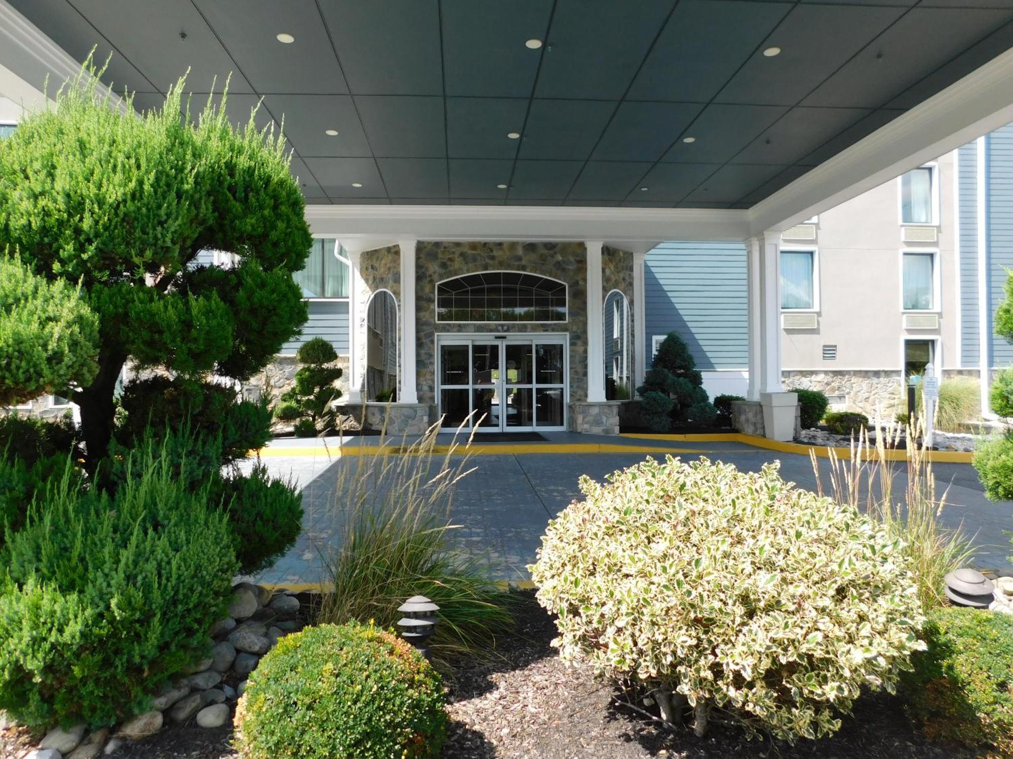 Comfort Inn & Suites Glen Mills - West Chester Exterior foto